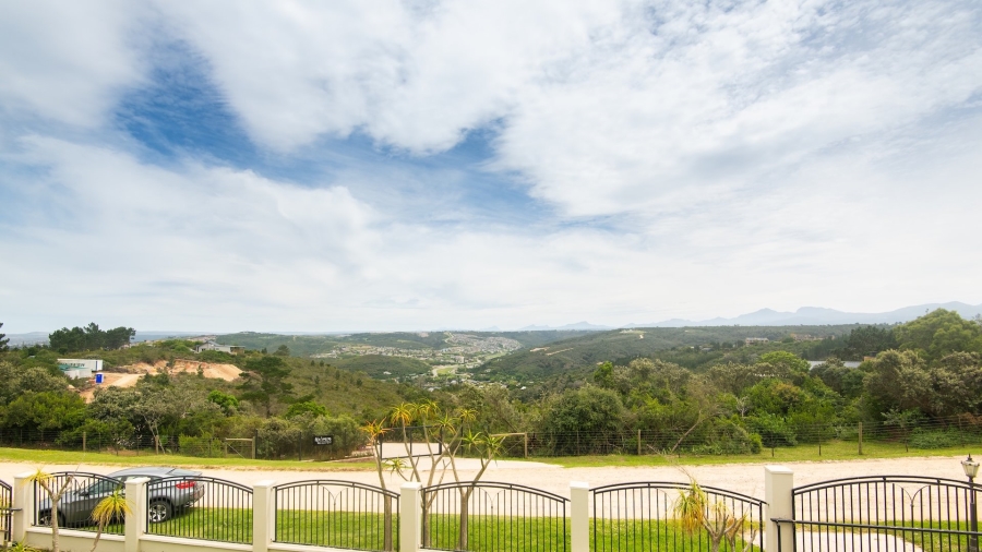4 Bedroom Property for Sale in Groot Brakrivier Central Western Cape